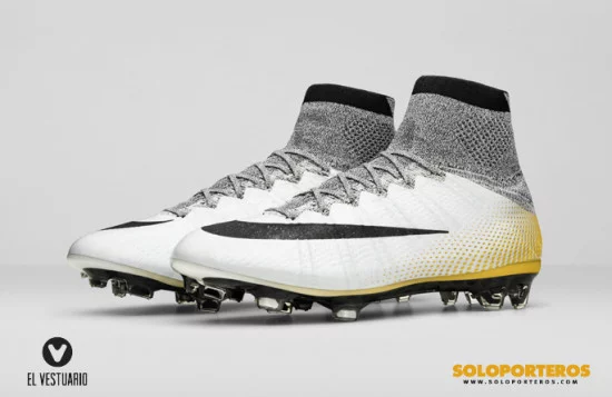 Cr7 limited edition cleats deals